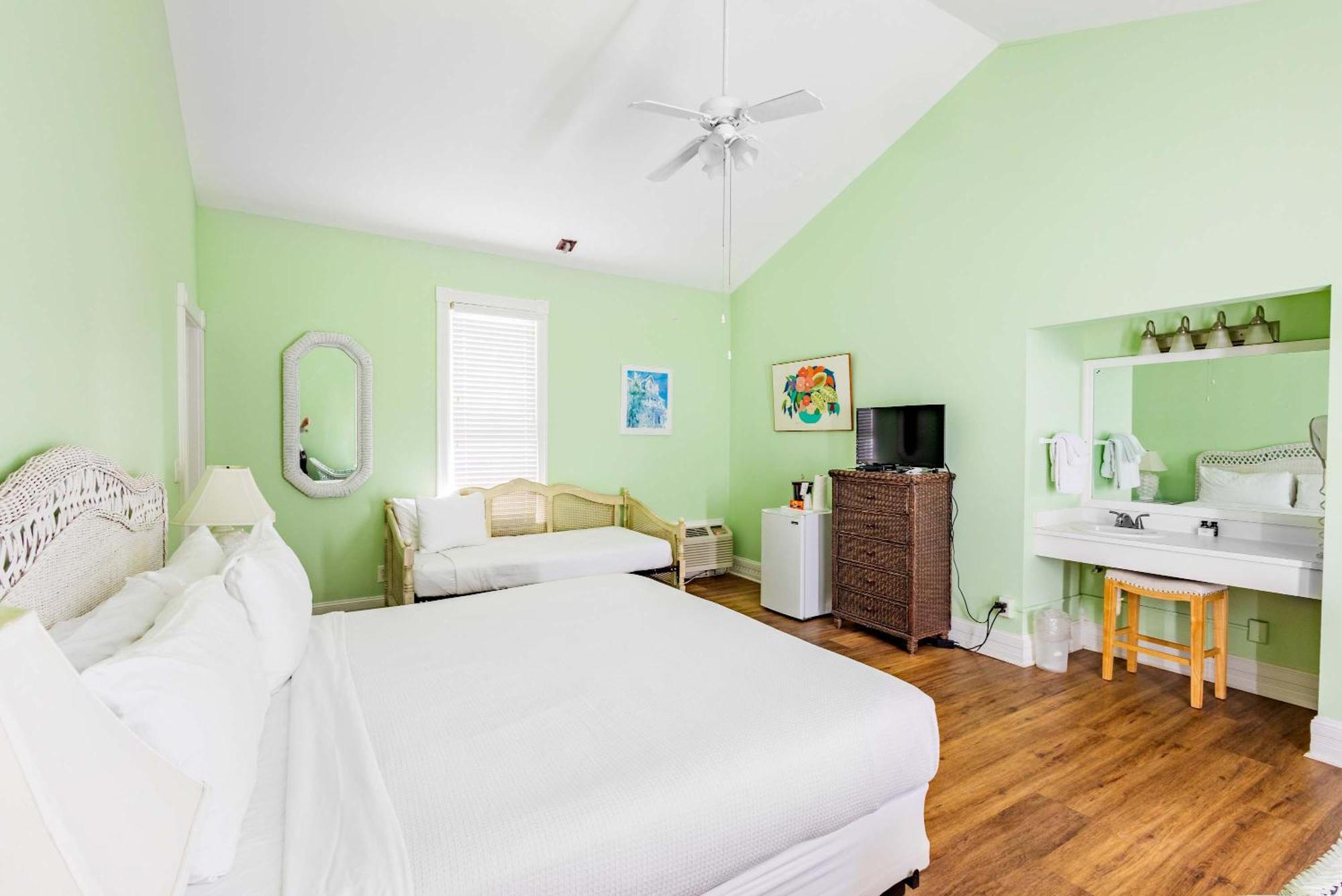 Hotel Deluxe King - Curry Mansion With Pool! Key West Exterior foto