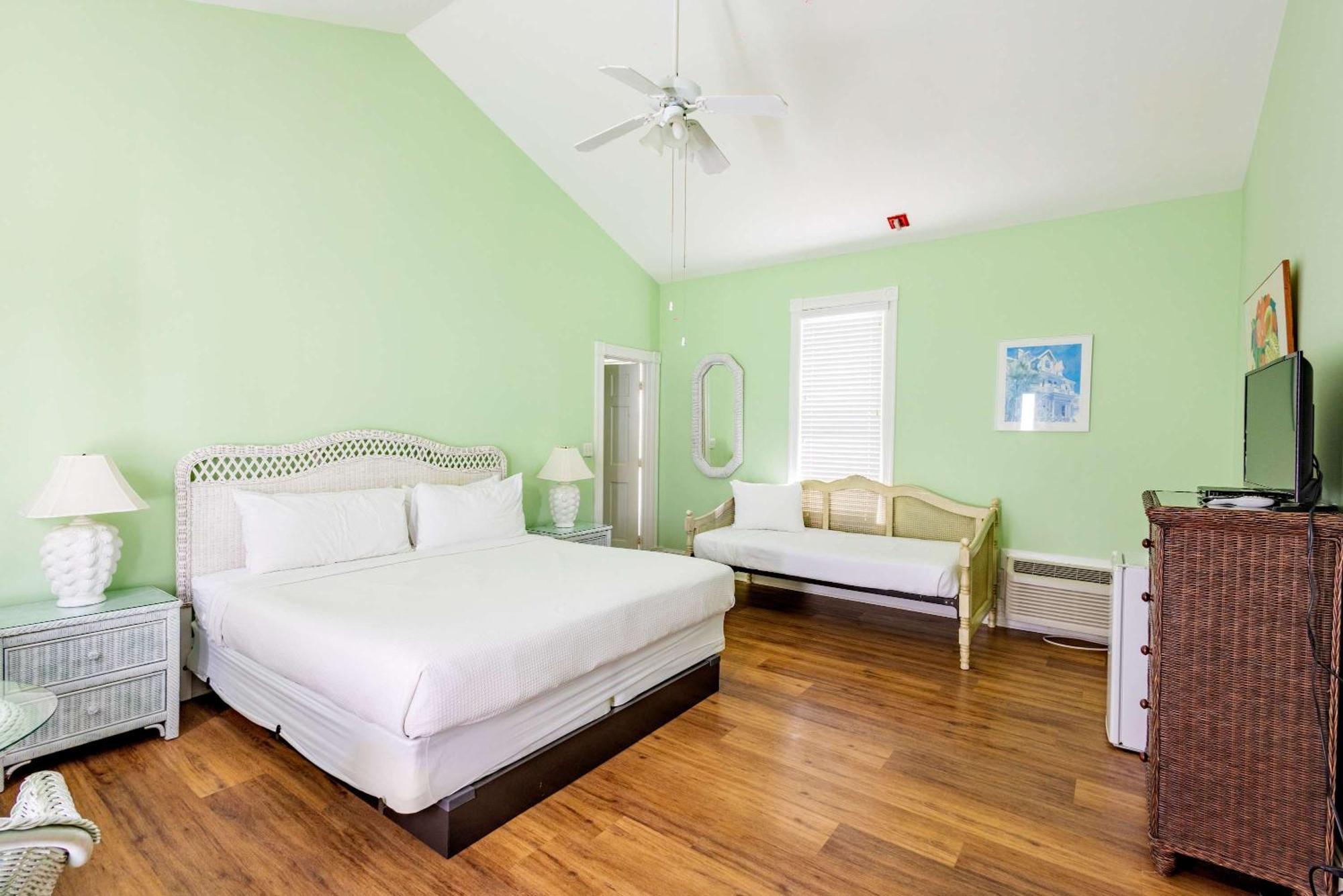 Hotel Deluxe King - Curry Mansion With Pool! Key West Exterior foto